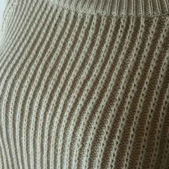 GAP l Chunky Knit Pullover Crew Neck EUC B2 - Picture 3 of 6